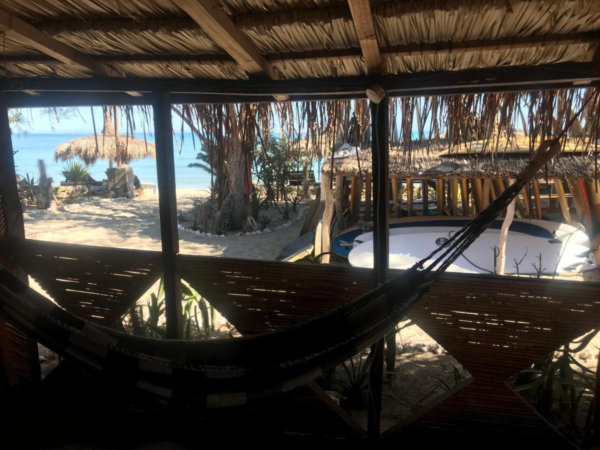 Mada Surf Ranch Hotel Anakao Eksteriør billede